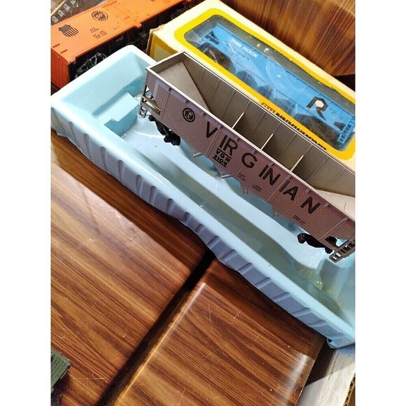 VINTAGE 1970s BACHMANN  TRAIN SET tracks engine cars - Picture 11 of 16